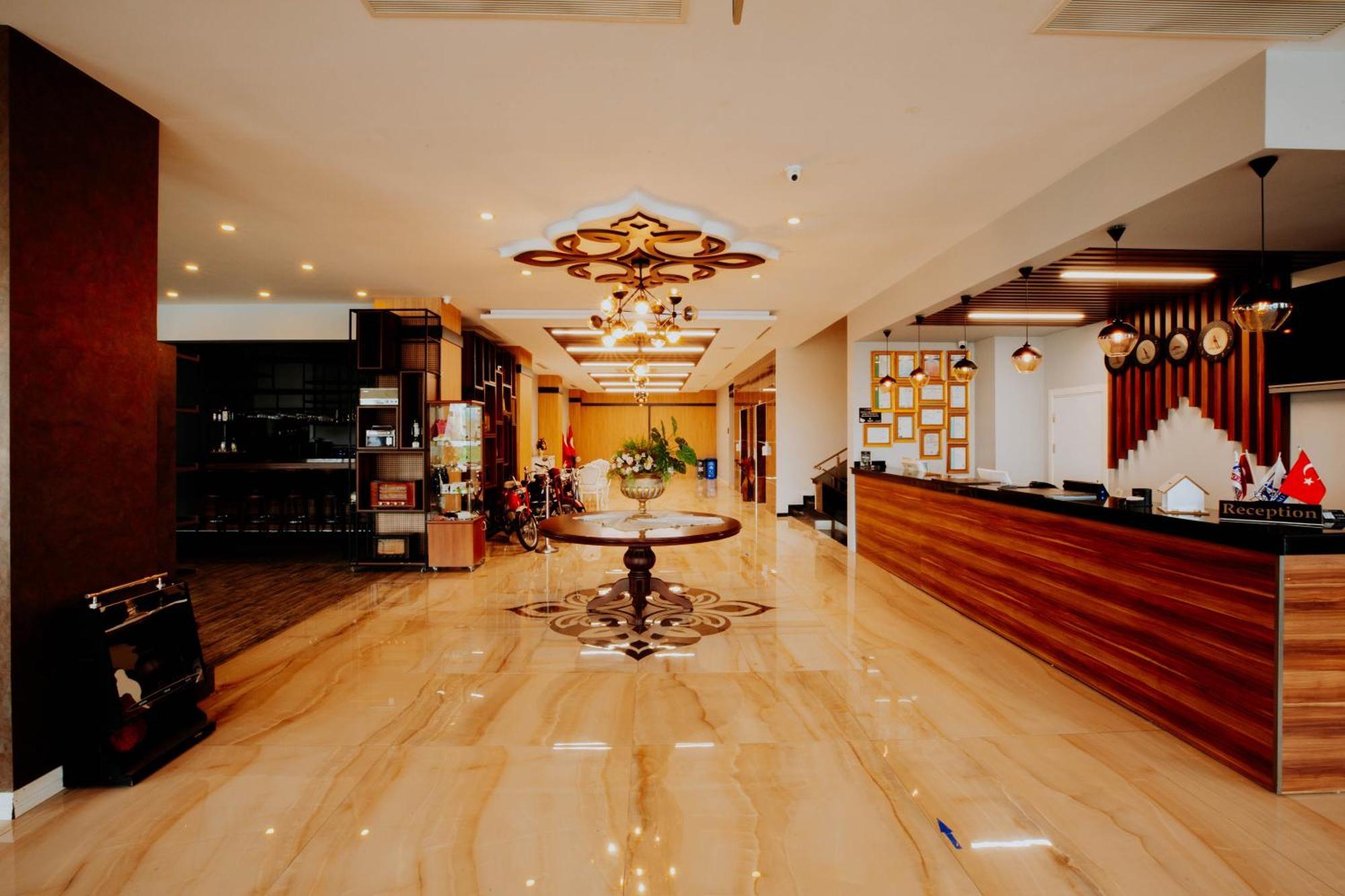 Karpalas City Hotel & Spa Bolu Eksteriør bilde